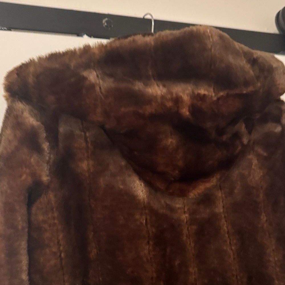 TRF Zara Luxurious Brown Faux Fur Coat - Picture 11 of 12